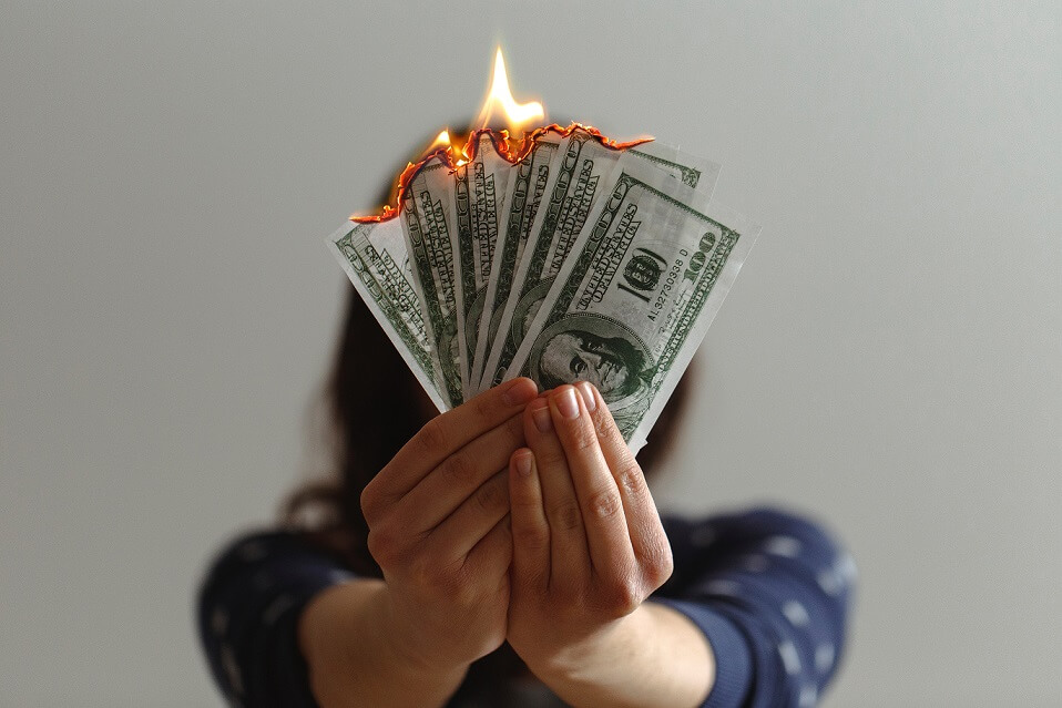 wife burning money